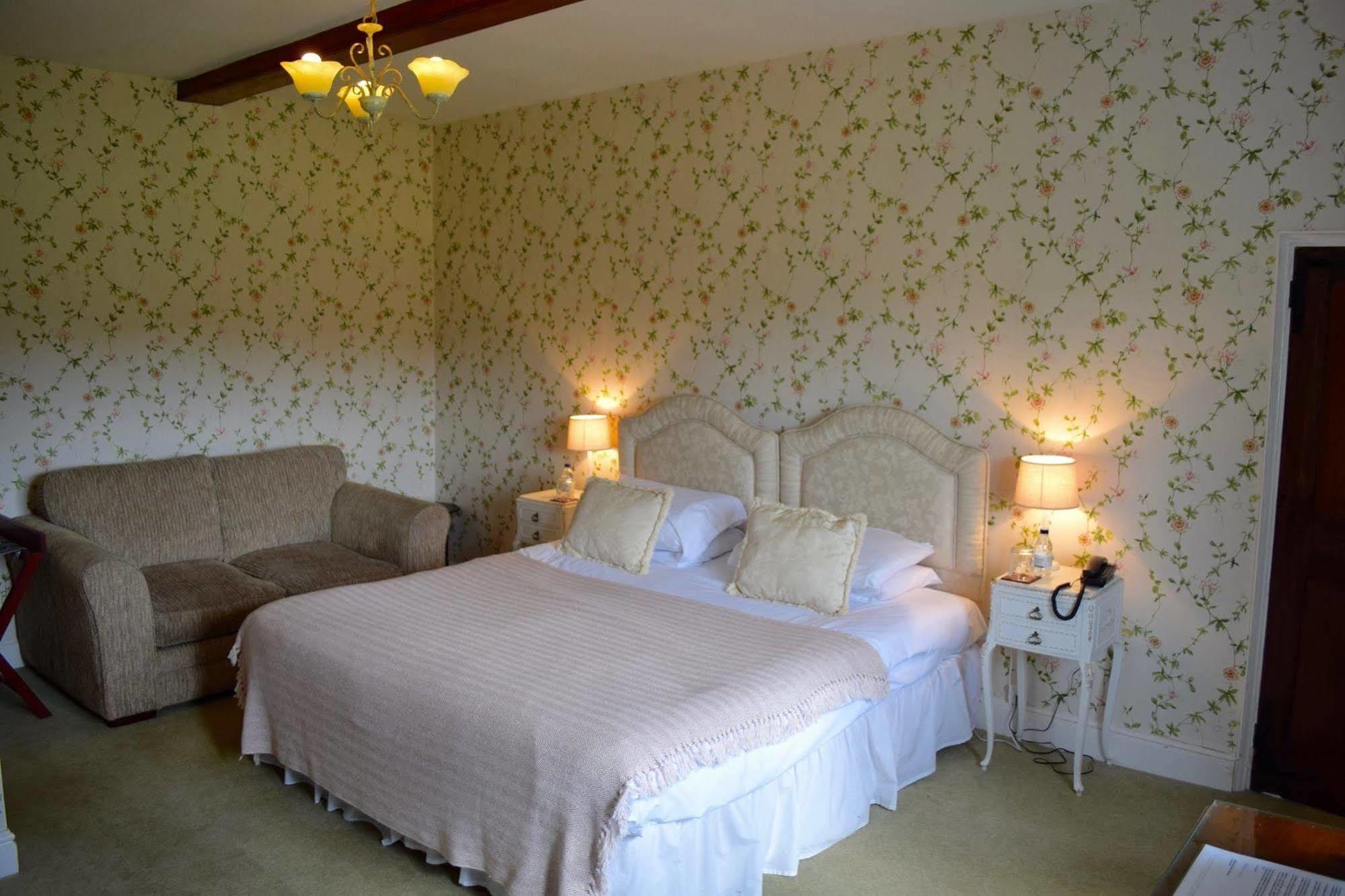 At The Farmhouse Hunters Hall Hotel Dereham Luaran gambar