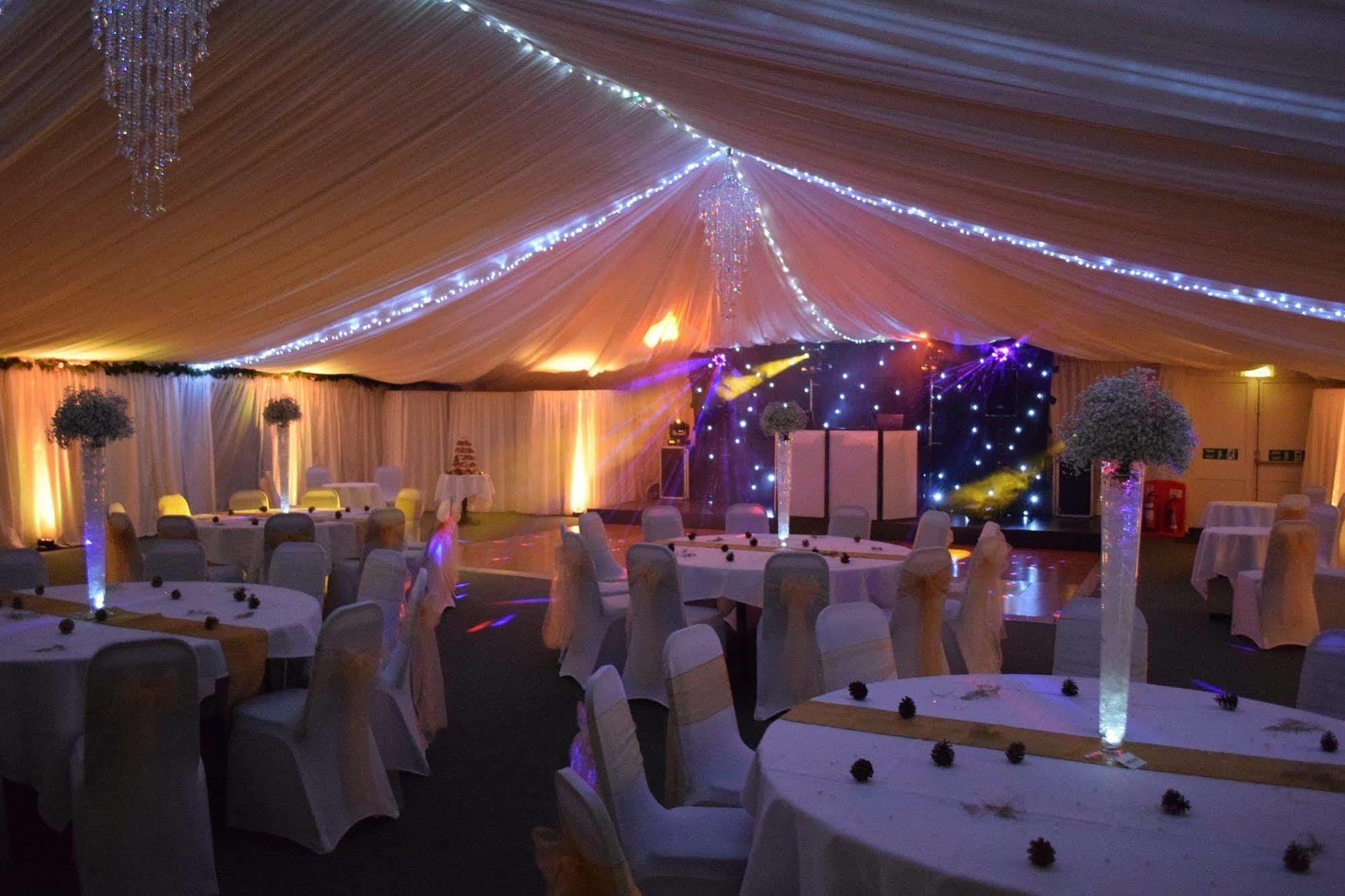 At The Farmhouse Hunters Hall Hotel Dereham Luaran gambar